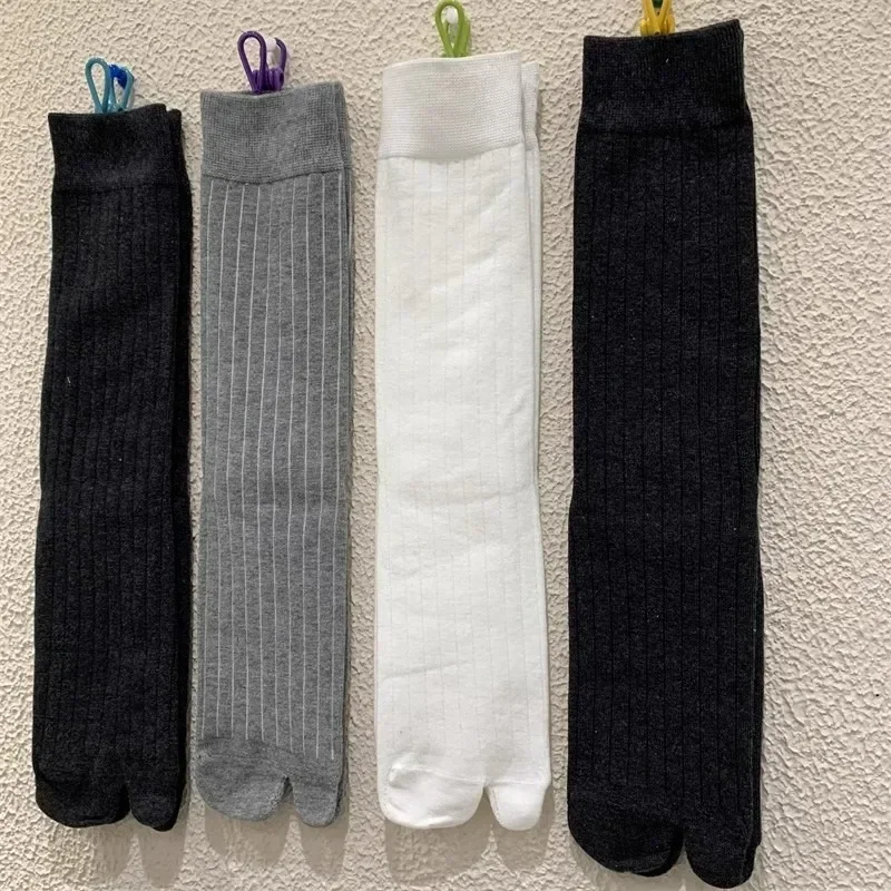 ถุงเท้ายาวถึงต้นขาสองนิ้วทำจาก - Toe Sock Split บทวิจารณ์และราคา