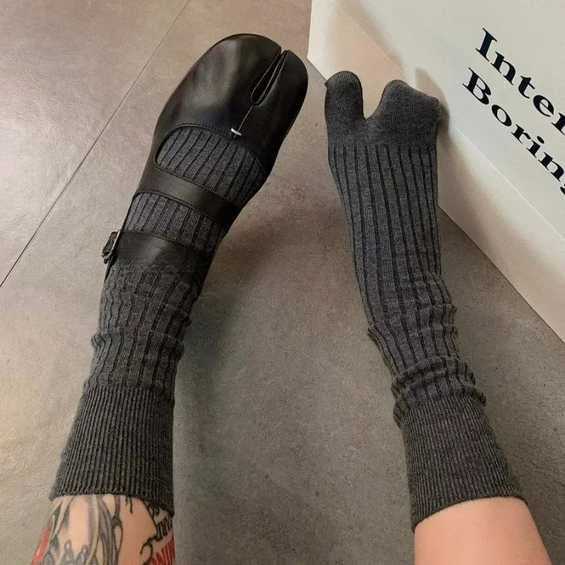 ถุงเท้ายาวถึงต้นขาสองนิ้วทำจาก - Toe Sock Split บทวิจารณ์และราคา